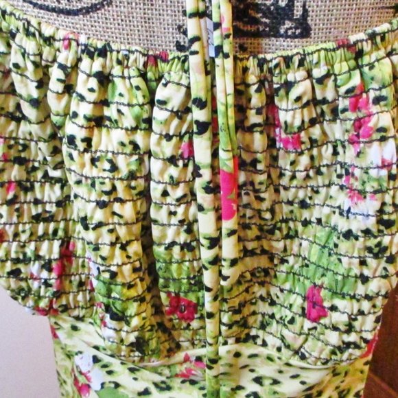 NWT! N Y Collection Womens Cold Shoulder Elastic Smocked Top, Yellow Floral, 2XL - Picture 7 of 14